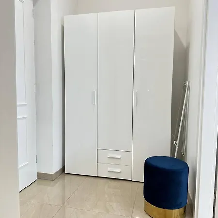 Apartment 1 In The Center Of Prag
