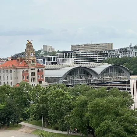 아파트 1 In The Center Of *